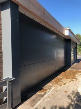 Click Here To Enlarge This Photo Of Overclad / Refurbishment Car Showroom