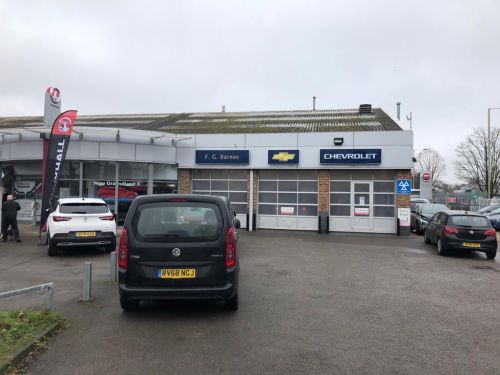 Click Here To Enlarge This Photo Of Car Workshop Refurbishment & New Build Showroom